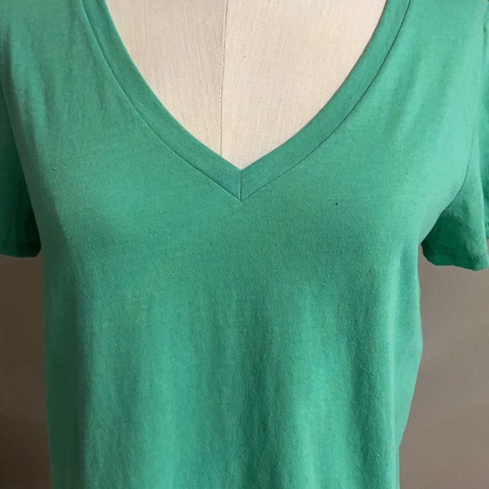 BP Nordstrom OVERSIZED V T-SHIRT SHORT SLEEVE. Jungle green available XS and S - Picture 3 of 7